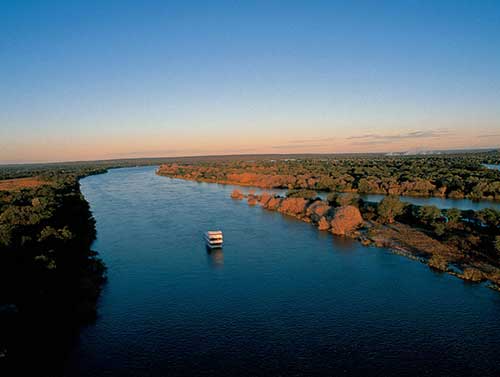 zambezi queen river cruise