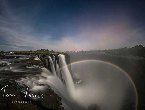 lunar-rainbow-victoria-falls-tour